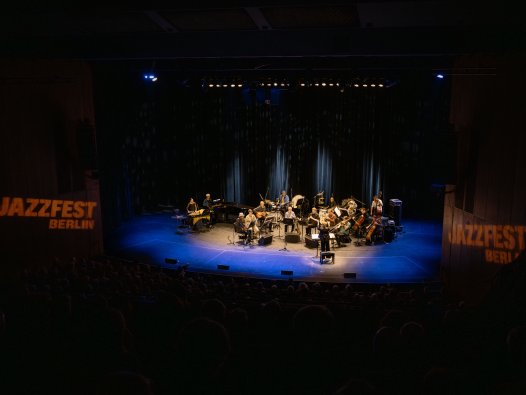 Henry Threadgill's Zooid & Potsa Lotsa XL auf der Großen Bühne im Haus der Berliner Festspiele | © Berliner Festspiele, Camille Blake